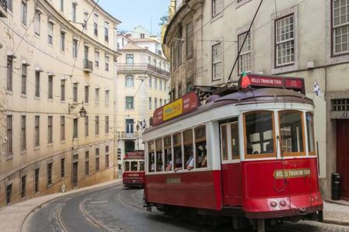 Апартаменты Downtown - Chiado & Me 2 Лиссабон Экстерьер фото